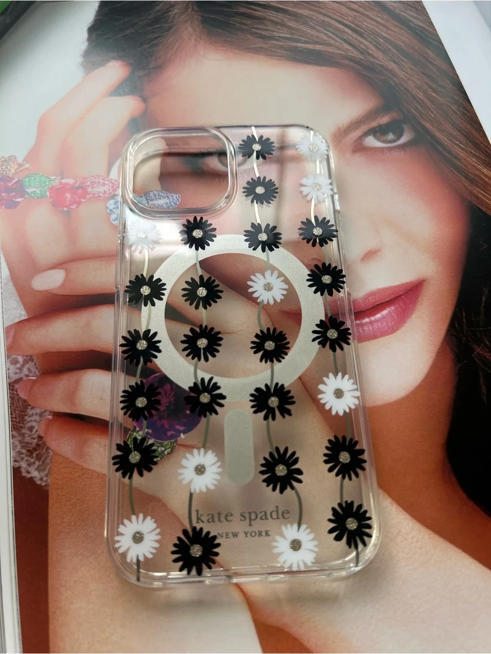 kate spade Clear iPhone protective case 15/14/13with Black & White Floral Design